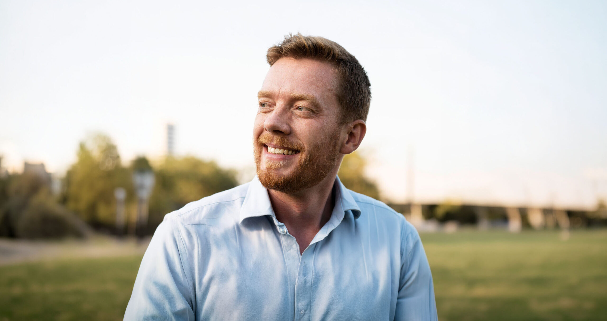 Person in oralchirurgischer Praxis in Berlin Schöneweide – 3D-Diagnostik